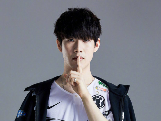 看完LPL夏季赛IG对阵V5，韩国观众们也坐不住了